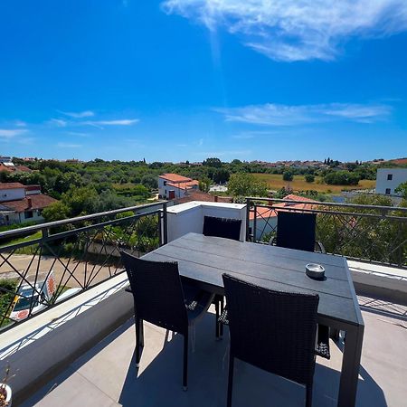 Apartments Korana Pula Ngoại thất bức ảnh