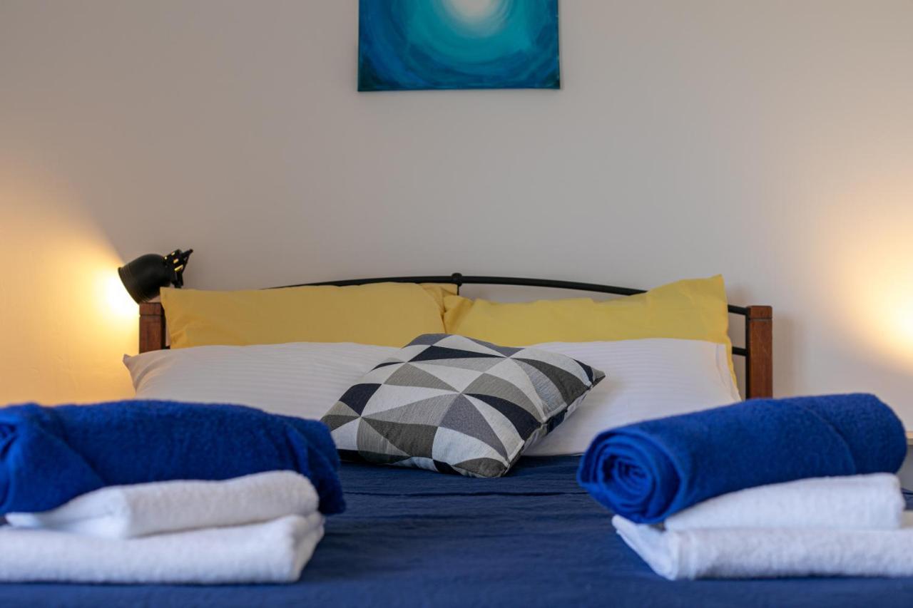 Apartments Korana Pula Ngoại thất bức ảnh