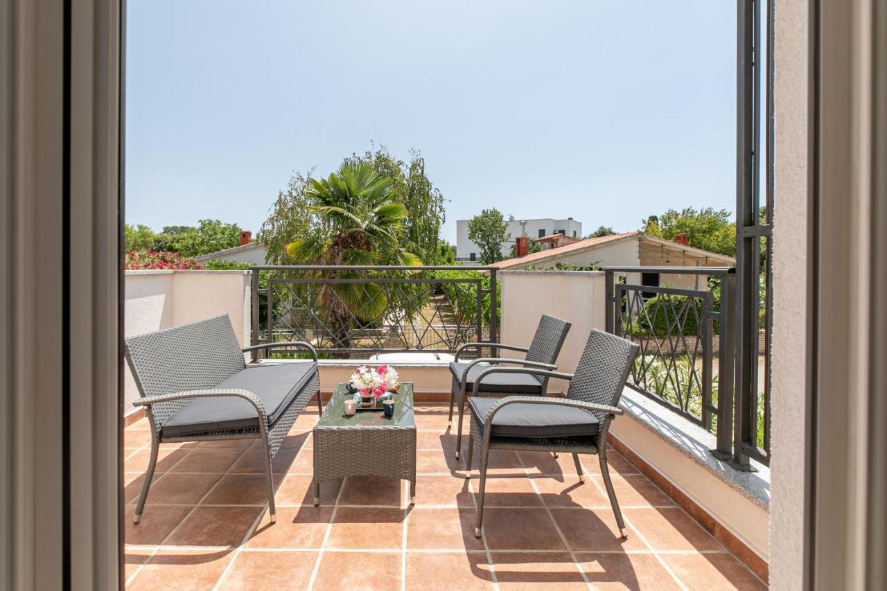 Apartments Korana Pula Ngoại thất bức ảnh