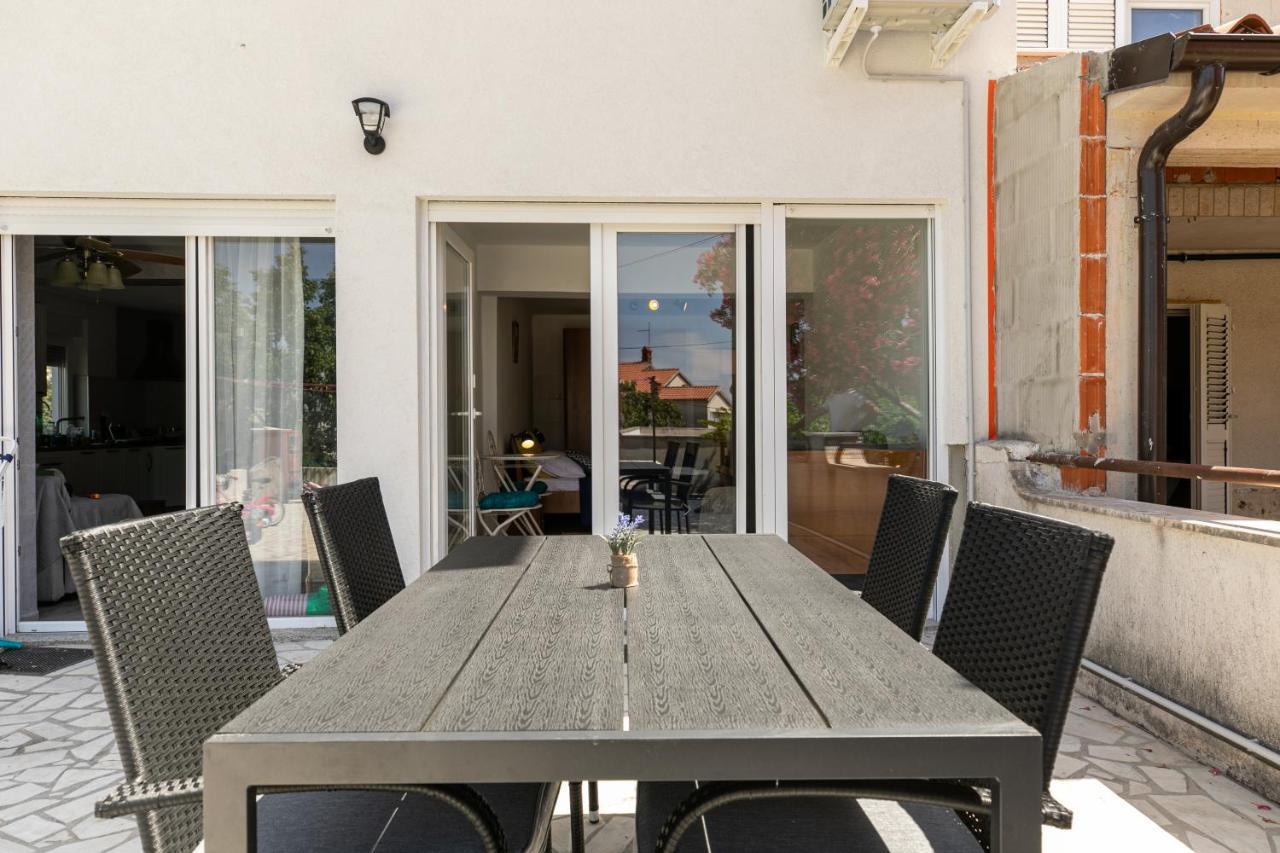 Apartments Korana Pula Ngoại thất bức ảnh